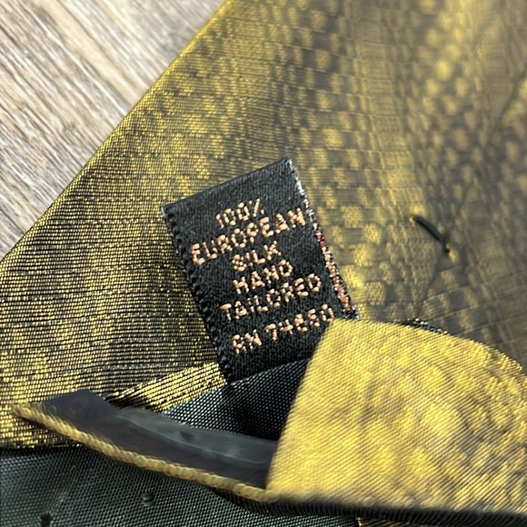 NEW Audrey Buckner Men’s Hand Tailored European Silk Necktie - Picture 3 of 5